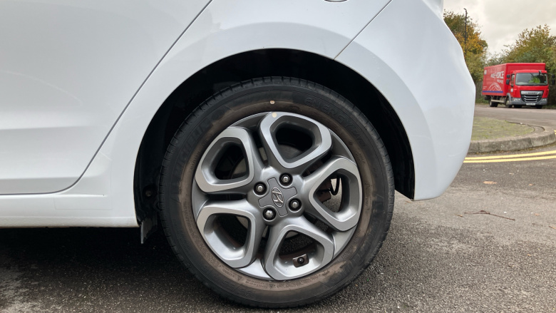 Hyundai i20 1.2 MPi Play 5dr Petrol Hatchback